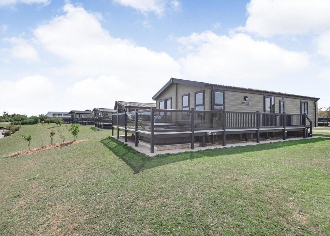 Home Farm Park Lakeside Retreat Burgh le Marsh Chambre photo