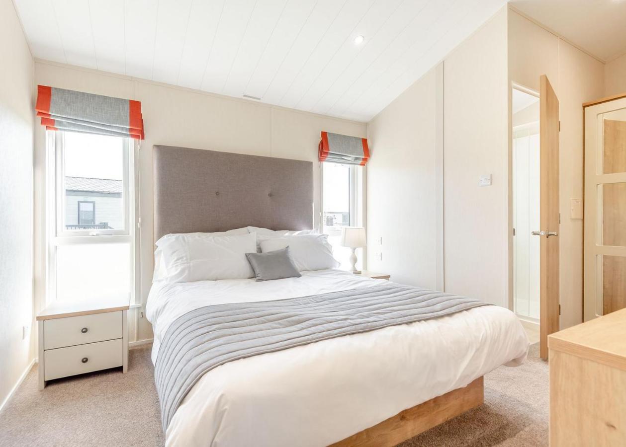 Home Farm Park Lakeside Retreat Burgh le Marsh Chambre photo